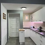 Casa Giuly * كاليتا ذي فوستي