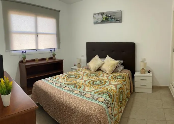 Casa Giuly * كاليتا ذي فوستي